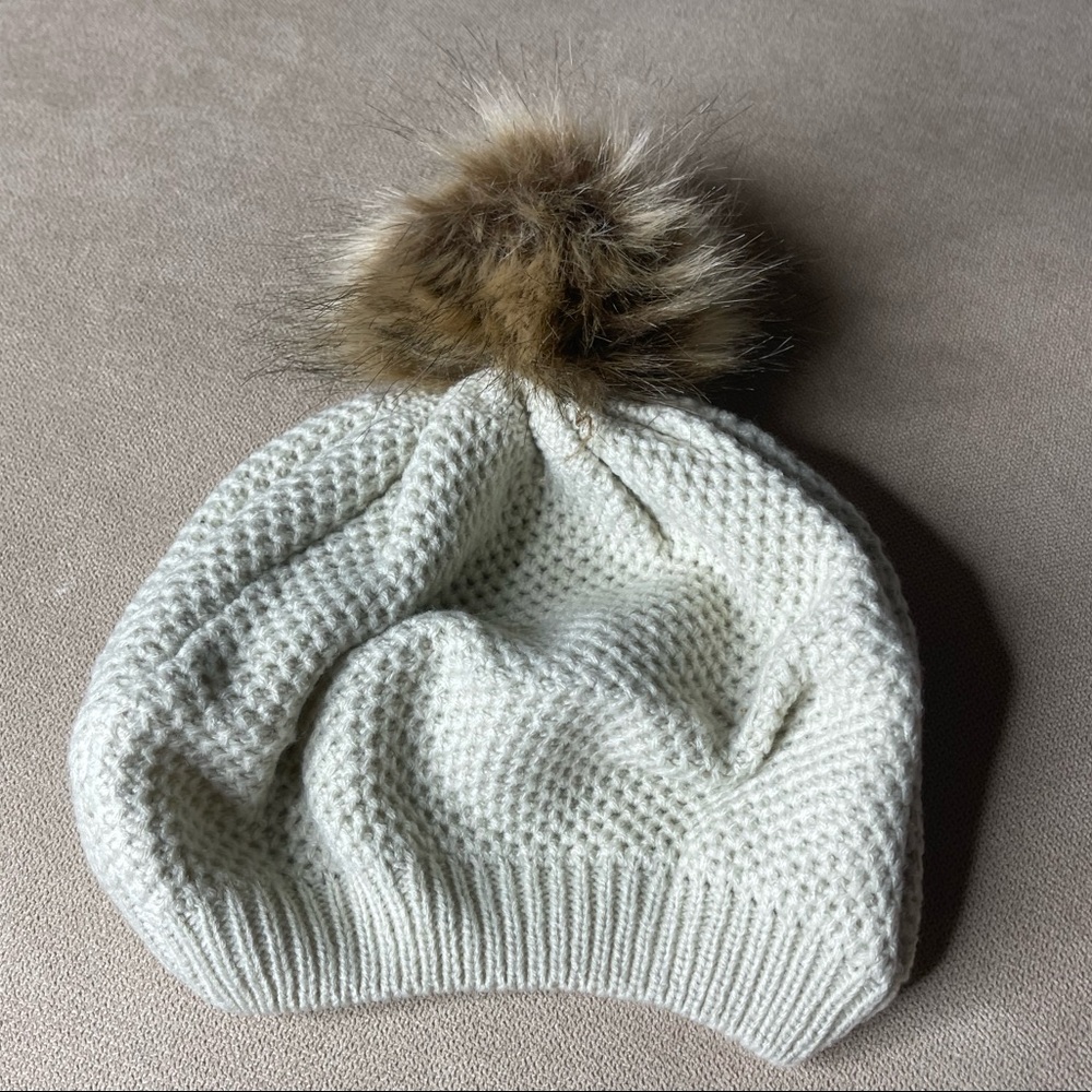Marcus Adler Beanie - Picture 1 of 3